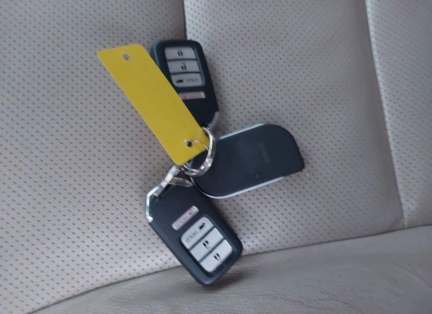 Photo 11 of 2016 Honda Cr-v TOURING (VIN 5J6RM4H93GL114213)