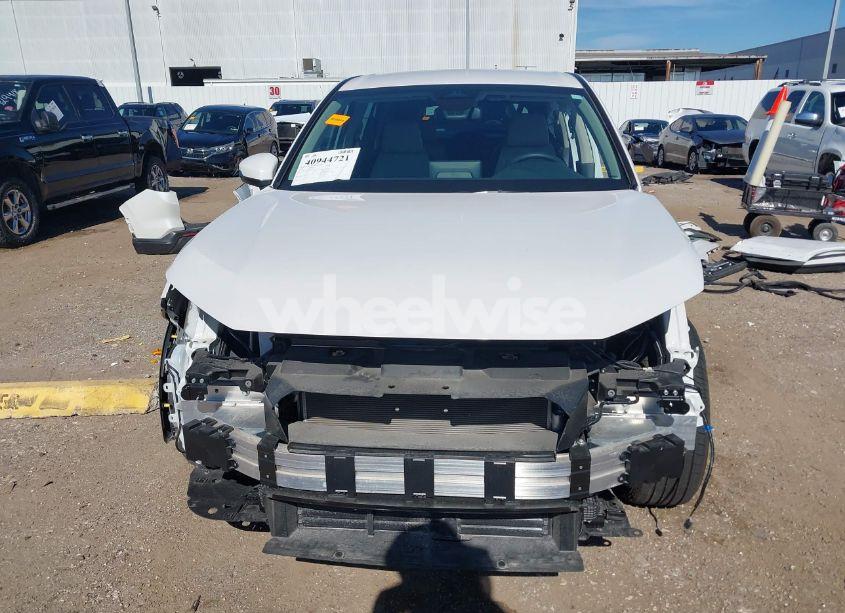 Photo 13 of 2024 Honda Cr-v LX 2WD (VIN 5J6RS3H21RL007666)