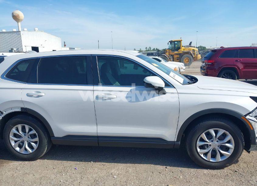 Photo 14 of 2024 Honda Cr-v LX 2WD (VIN 5J6RS3H21RL007666)