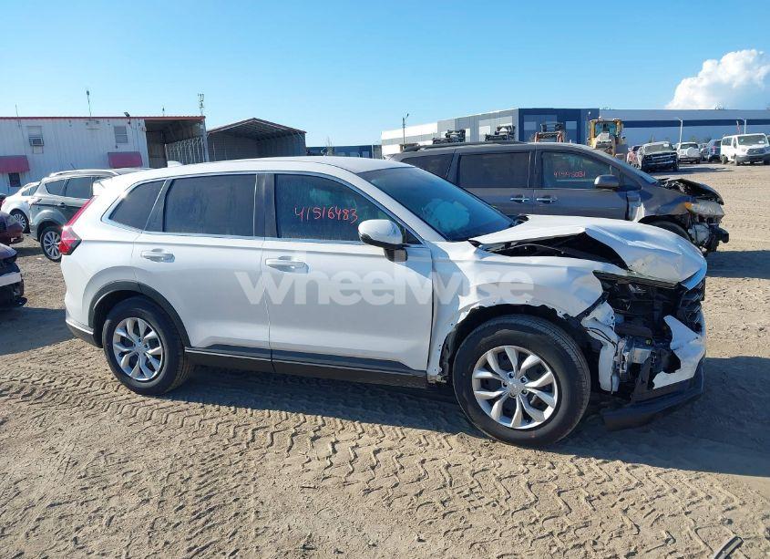 Photo 13 of 2025 Honda Cr-v LX 2WD (VIN 5J6RS3H24SL003407)