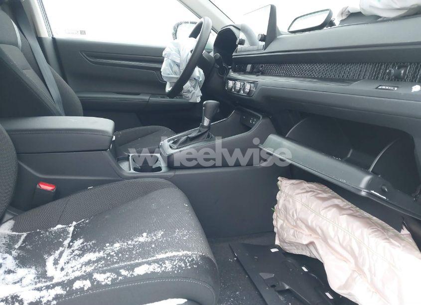 Photo 5 of 2025 Honda Cr-v EX AWD (VIN 5J6RS4H4XSL012765)