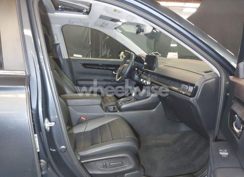 Photo 5 of 2024 Honda Cr-v EX-L AWD (VIN 5J6RS4H76RL014145)