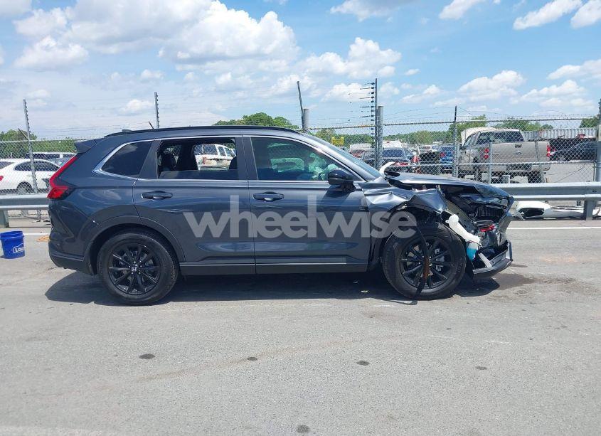 Photo 13 of 2025 Honda Cr-v HYBRID SPORT-L (VIN 5J6RS5H82SL009335)