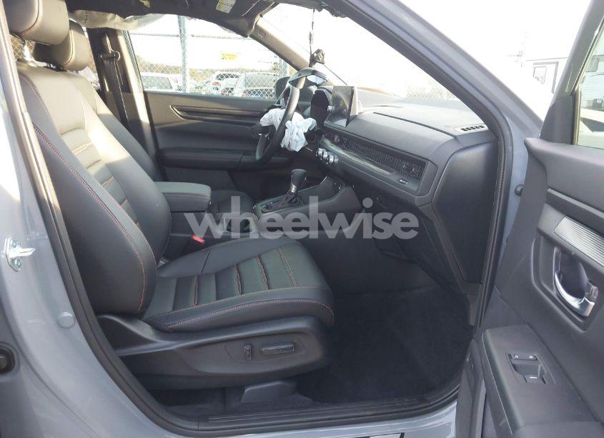 Photo 5 of 2025 Honda Cr-v HYBRID SPORT-L (VIN 5J6RS6H80SL014779)