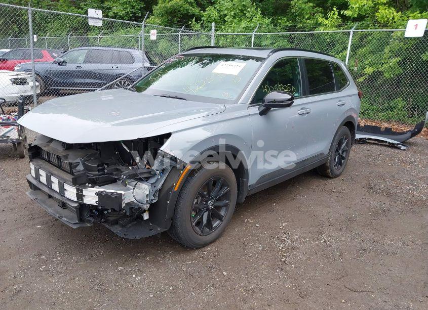 Photo 2 of 2025 Honda Cr-v HYBRID SPORT-L (VIN 5J6RS6H82SL020650)