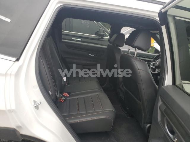 Photo 9 of 2025 HONDA CR-V SPORT-L (VIN 5J6RS6H82SL028571)