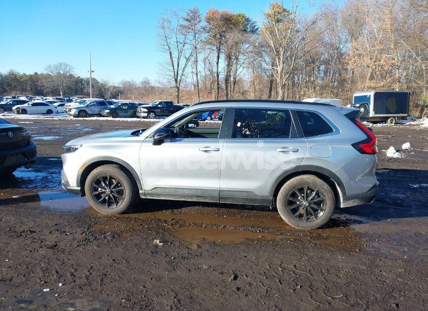 Photo 14 of 2025 Honda Cr-v HYBRID SPORT-L (VIN 5J6RS6H83SL001606)