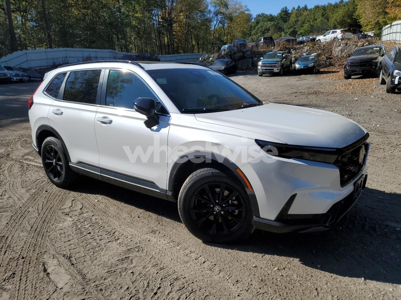 Photo 4 of 2025 HONDA CR-V SPORT-L (VIN 5J6RS6H84SL040981)