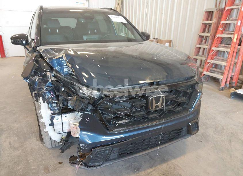 Photo 6 of 2025 Honda Cr-v HYBRID SPORT-L (VIN 5J6RS6H87SL010910)