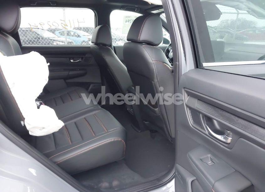 Photo 8 of 2025 Honda Cr-v HYBRID SPORT-L (VIN 5J6RS6H88SL026632)