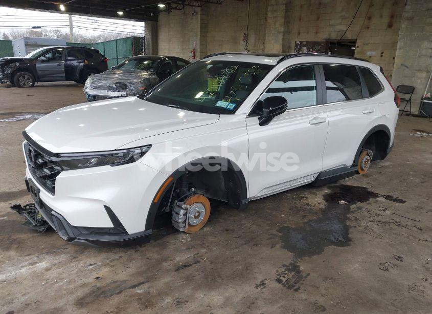 Photo 2 of 2025 Honda Cr-v HYBRID SPORT-L (VIN 5J6RS6H8XSL001649)