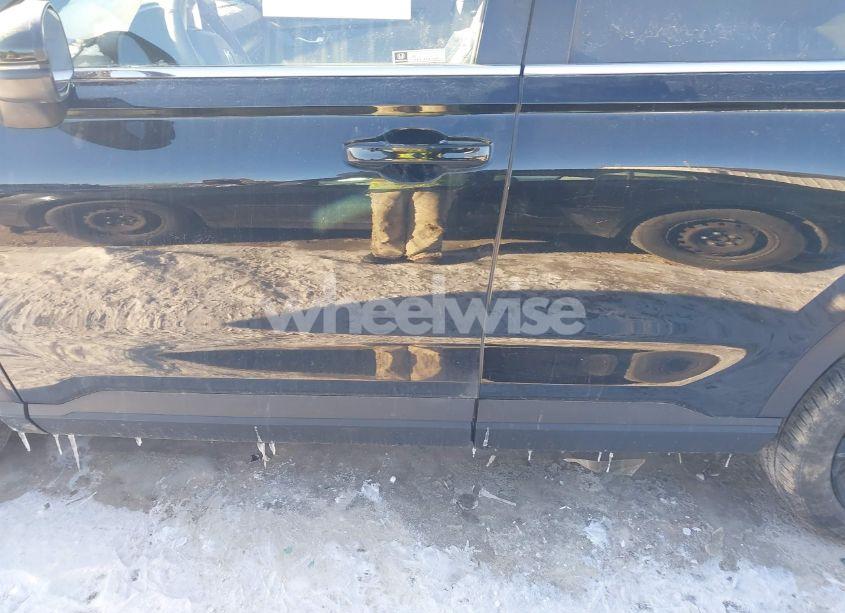 Photo 13 of 2023 Honda Cr-v HYBRID SPORT TOURING (VIN 5J6RS6H96PL008226)