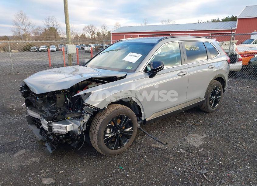 Photo 2 of 2025 Honda Cr-v HYBRID SPORT TOURING (VIN 5J6RS6H99SL015065)