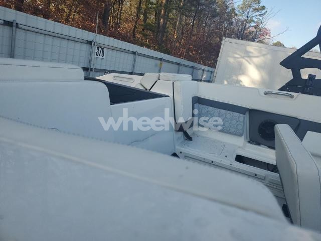 Photo 4 of 2023 OTHER BOAT OTHER N/A (VIN 5J6RT6H81NL015943)