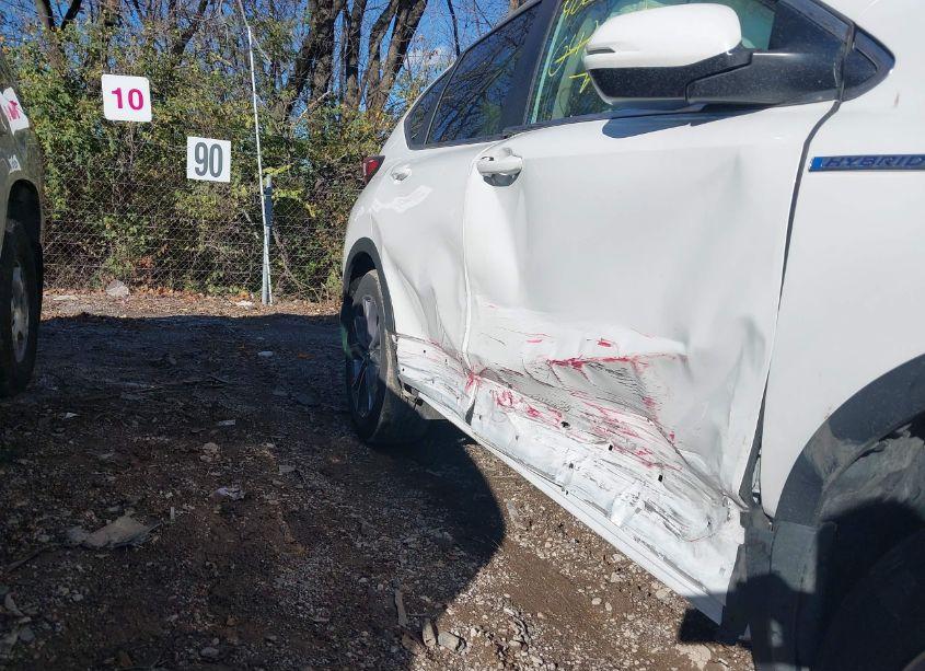 Photo 6 of 2022 Honda Cr-v HYBRID TOURING (VIN 5J6RT6H90NL042432)