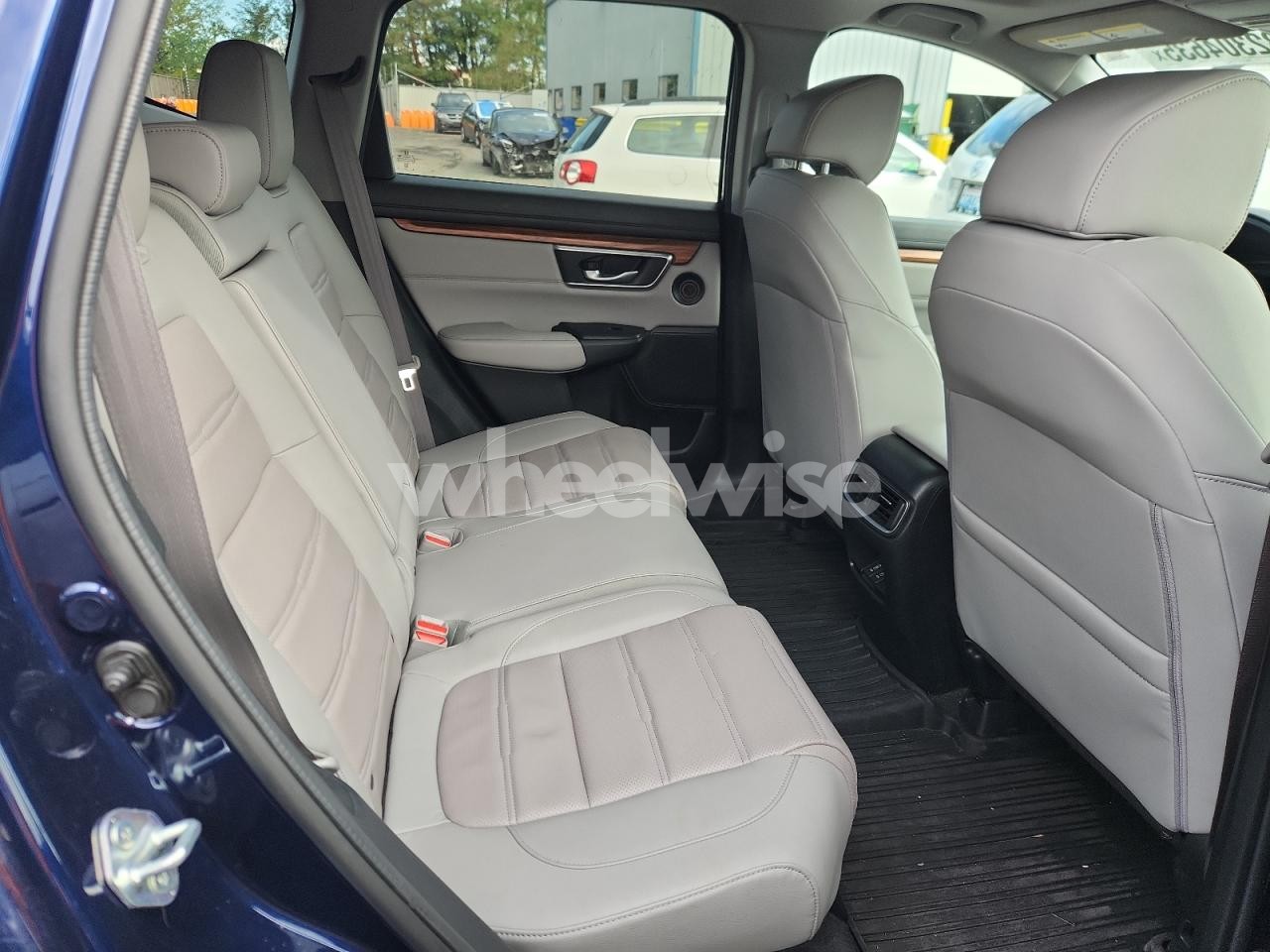 Photo 11 of 2022 HONDA CR-V TOURING (VIN 5J6RT6H92NL055120)