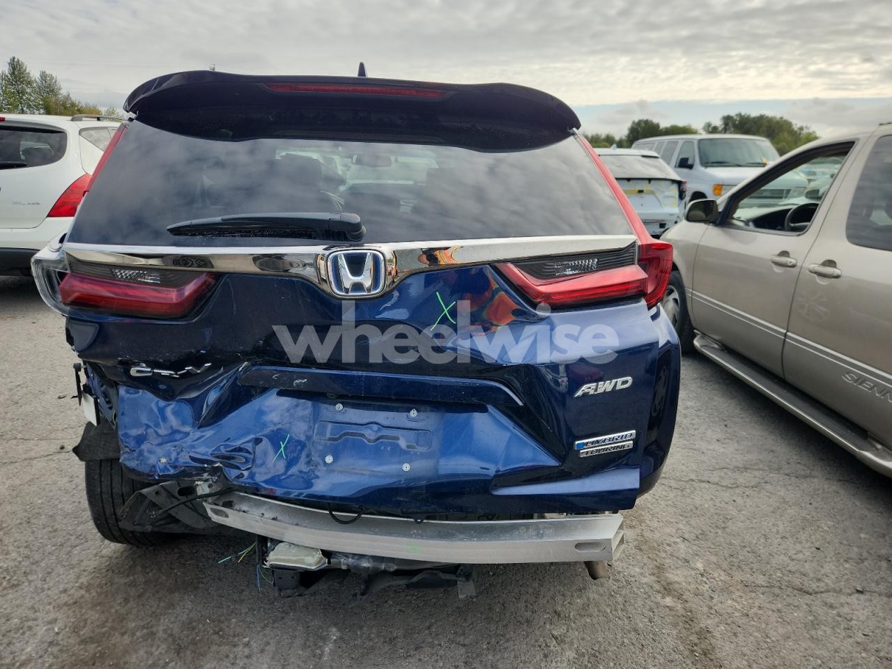 Photo 6 of 2022 HONDA CR-V TOURING (VIN 5J6RT6H92NL055120)