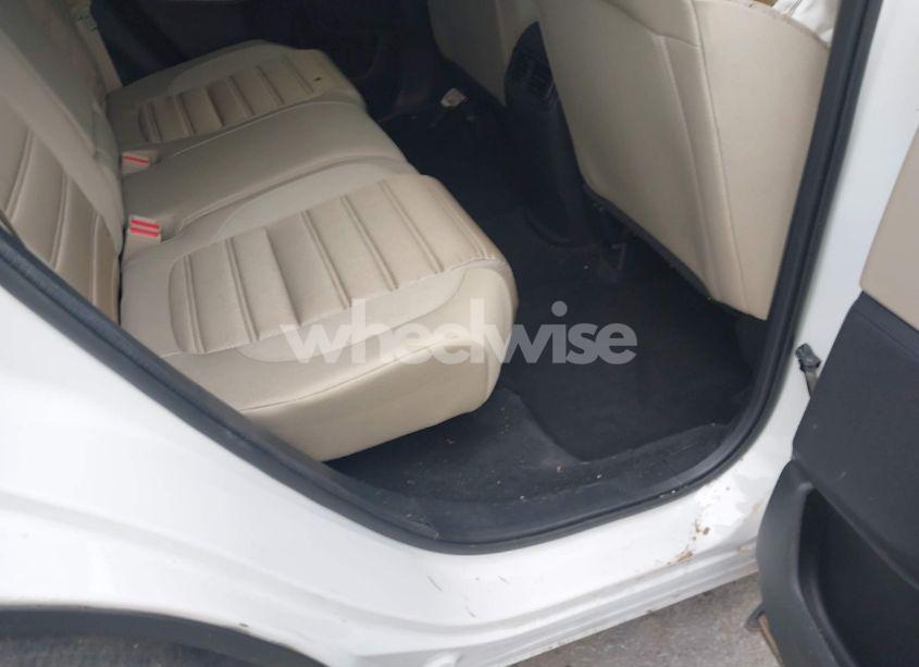 Photo 8 of 2020 Honda Cr-v 2WD LX (VIN 5J6RW1H21LL006520)