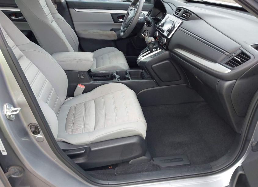 Photo 5 of 2020 Honda Cr-v 2WD LX (VIN 5J6RW1H28LL010547)