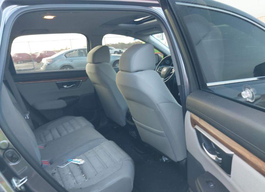 Photo 8 of 2019 Honda Cr-v EX (VIN 5J6RW1H50KA004455)