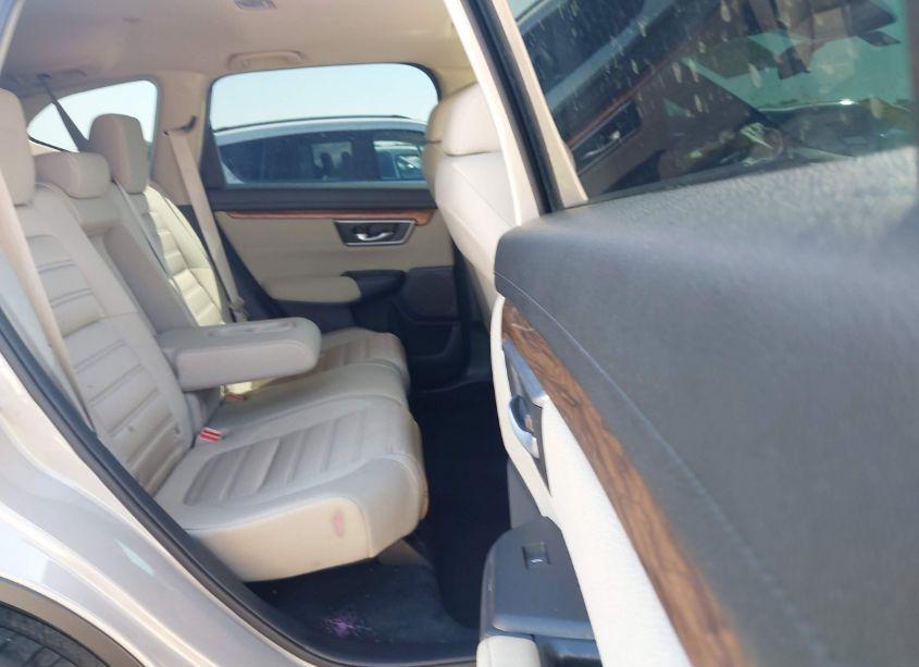 Photo 8 of 2019 Honda Cr-v EX (VIN 5J6RW1H51KL006378)