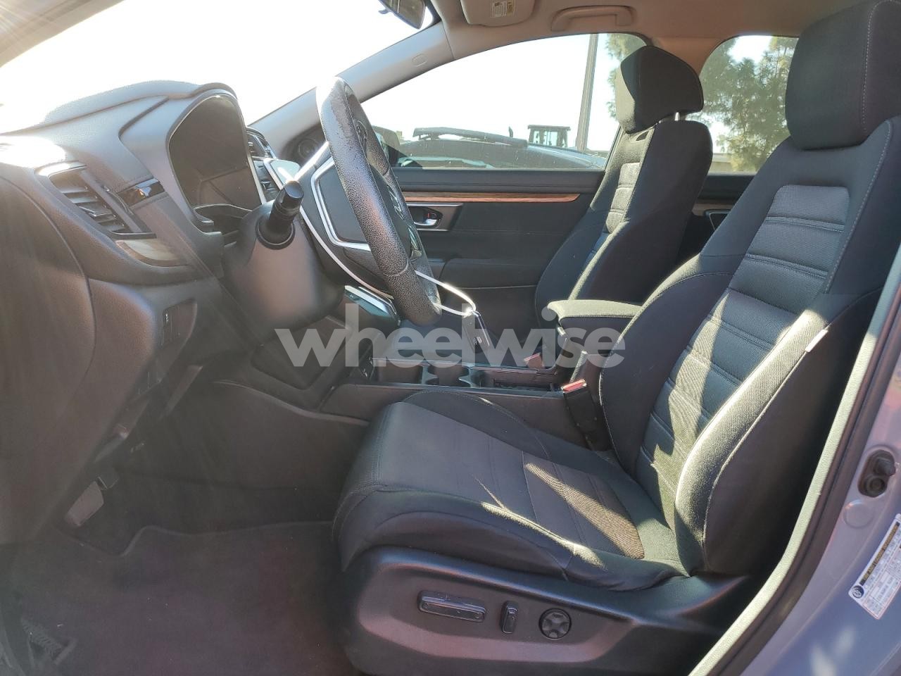 Photo 7 of 2020 HONDA CR-V EX (VIN 5J6RW1H51LA006801)