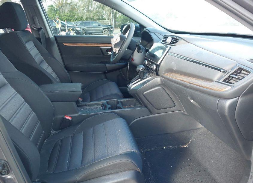 Photo 5 of 2018 Honda Cr-v EX (VIN 5J6RW1H53JA010880)