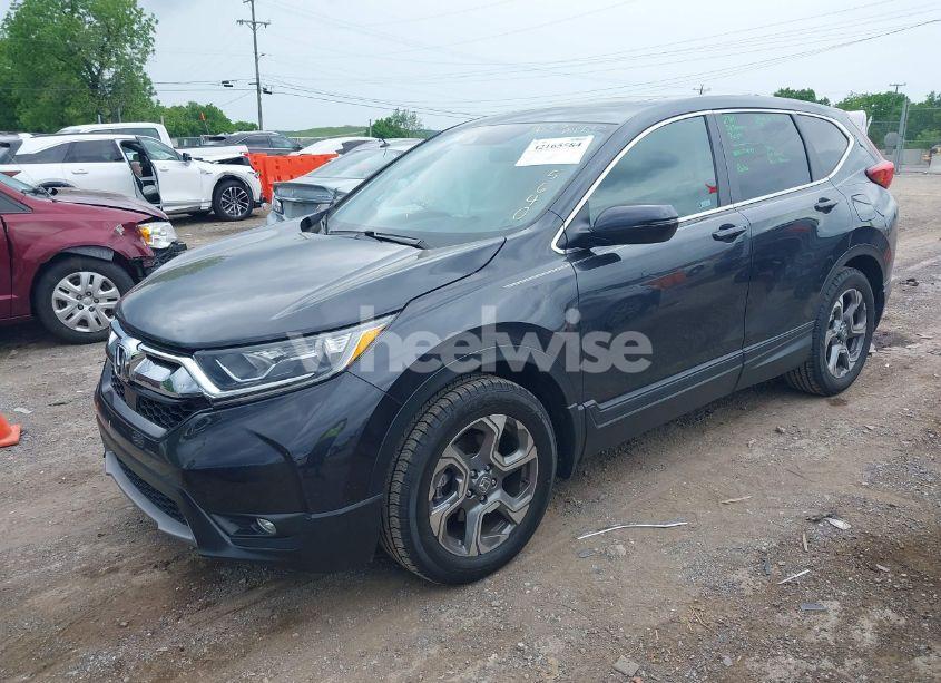 Photo 2 of 2019 Honda Cr-v EX (VIN 5J6RW1H57KA035640)