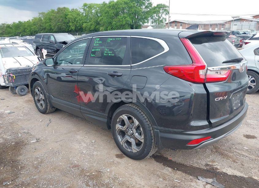 Photo 3 of 2019 Honda Cr-v EX (VIN 5J6RW1H57KA035640)
