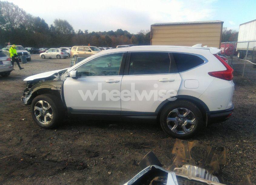 Photo 15 of 2019 Honda Cr-v EX (VIN 5J6RW1H58KA033556)