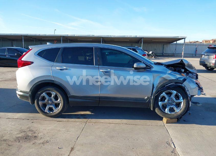 Photo 13 of 2019 Honda Cr-v EX (VIN 5J6RW1H59KA027703)