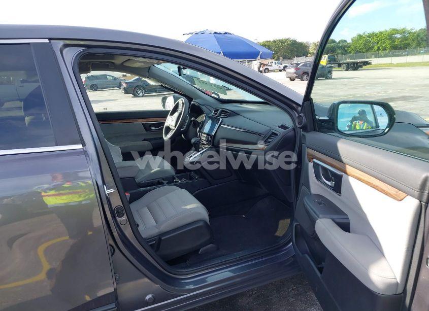 Photo 5 of 2022 Honda Cr-v 2WD EX (VIN 5J6RW1H5XNA019002)