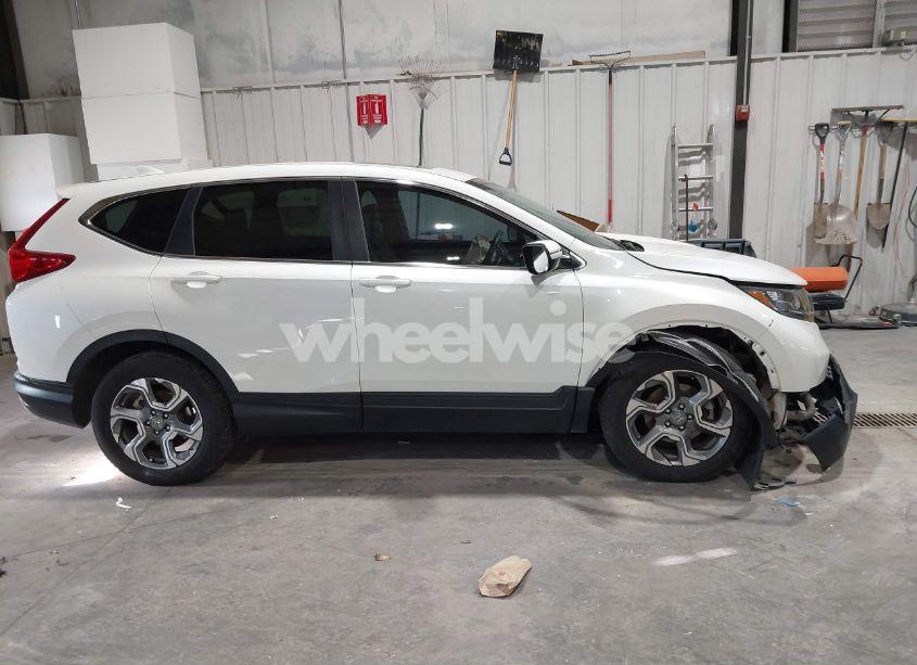 Photo 14 of 2018 Honda Cr-v (VIN 5J6RW1H80JL002914)