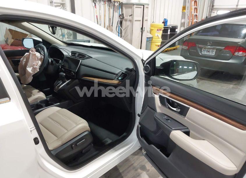 Photo 5 of 2018 Honda Cr-v (VIN 5J6RW1H80JL002914)