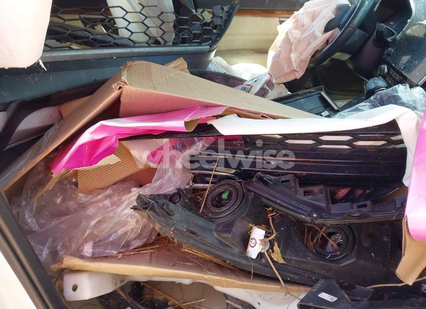 Photo 5 of 2020 Honda Cr-v 2WD EX-L (VIN 5J6RW1H80LA016200)