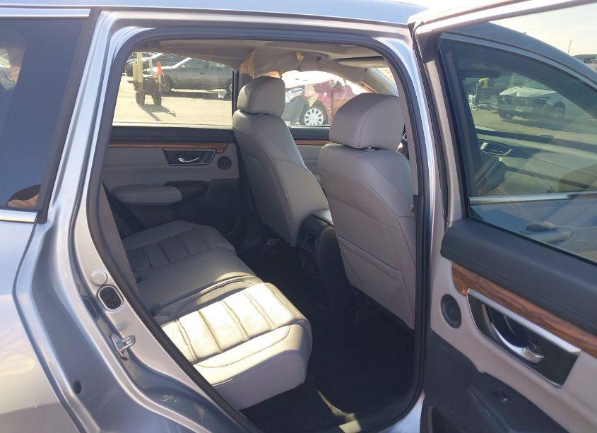 Photo 8 of 2018 Honda Cr-v EX-L/EX-L NAVI (VIN 5J6RW1H82JA001954)