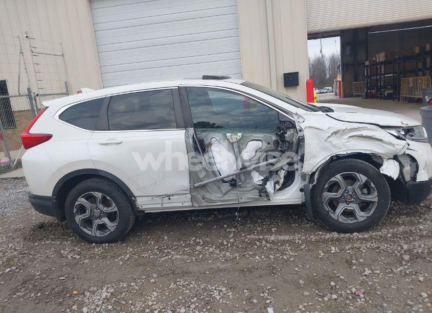 Photo 13 of 2018 Honda Cr-v EX-L/EX-L NAVI (VIN 5J6RW1H83JL003233)