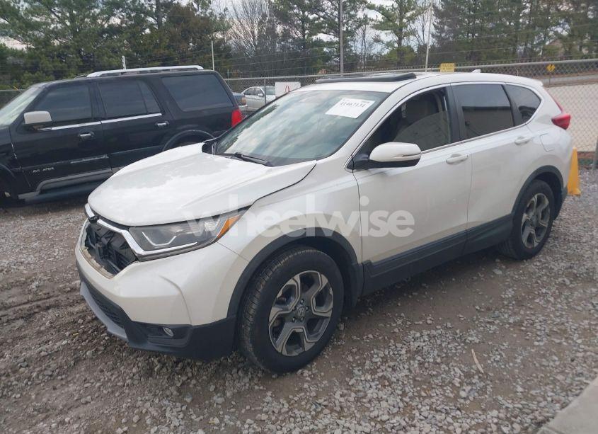 Photo 2 of 2018 Honda Cr-v EX-L/EX-L NAVI (VIN 5J6RW1H83JL003233)