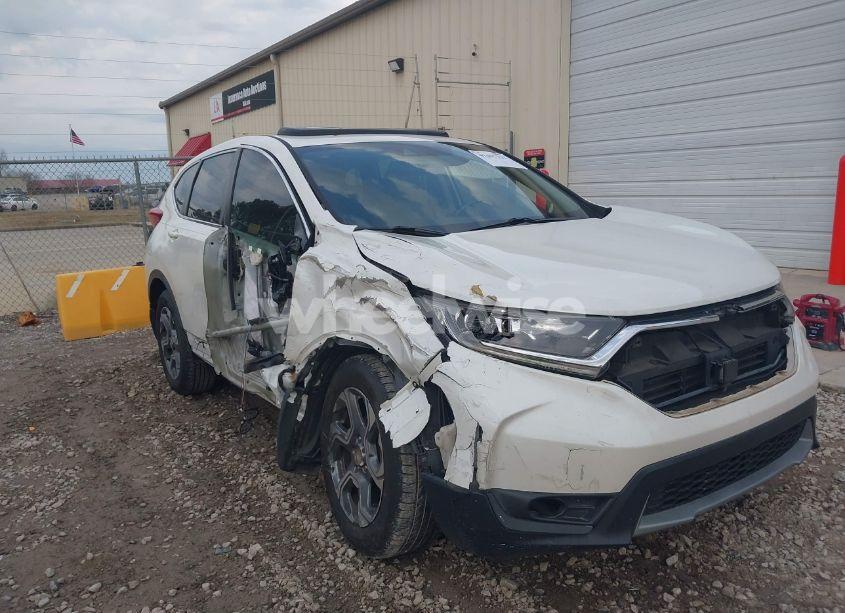 Photo 6 of 2018 Honda Cr-v EX-L/EX-L NAVI (VIN 5J6RW1H83JL003233)