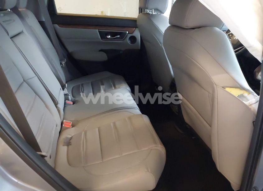 Photo 8 of 2019 Honda Cr-v (VIN 5J6RW1H85KA022279)