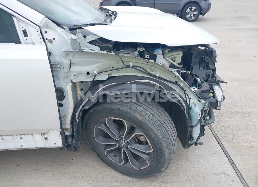 Photo 18 of 2022 Honda Cr-v 2WD EX-L (VIN 5J6RW1H86NA009657)