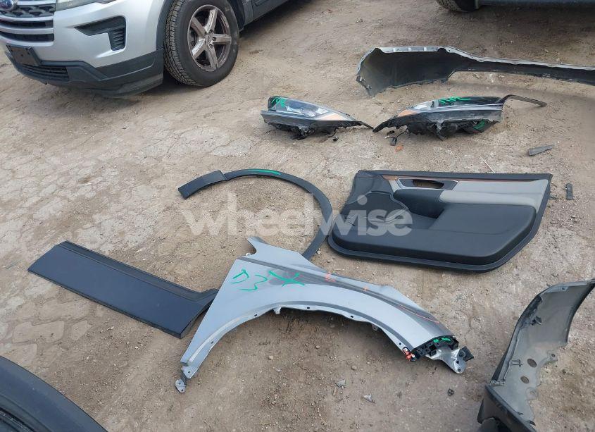 Photo 12 of 2018 Honda Cr-v EX-L/EX-L NAVI (VIN 5J6RW1H87JA011475)