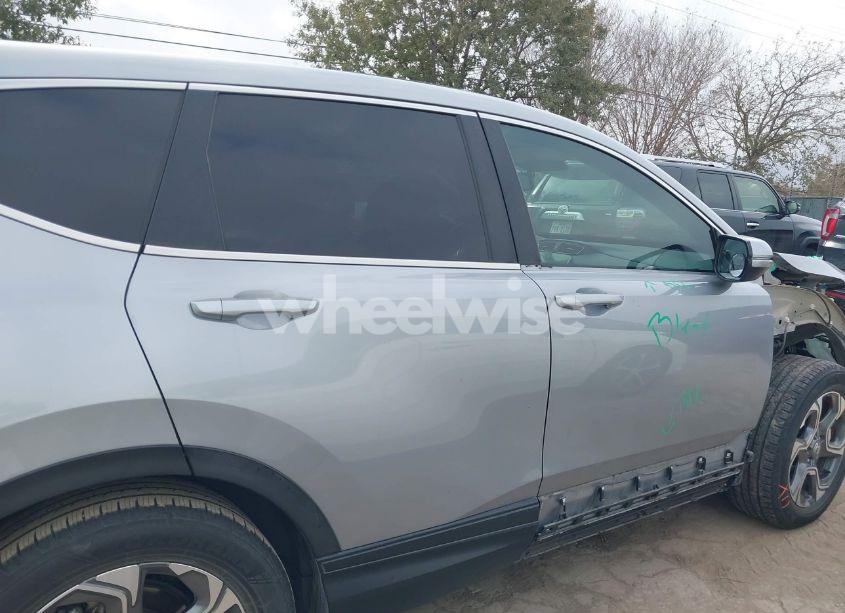 Photo 14 of 2018 Honda Cr-v EX-L/EX-L NAVI (VIN 5J6RW1H87JA011475)