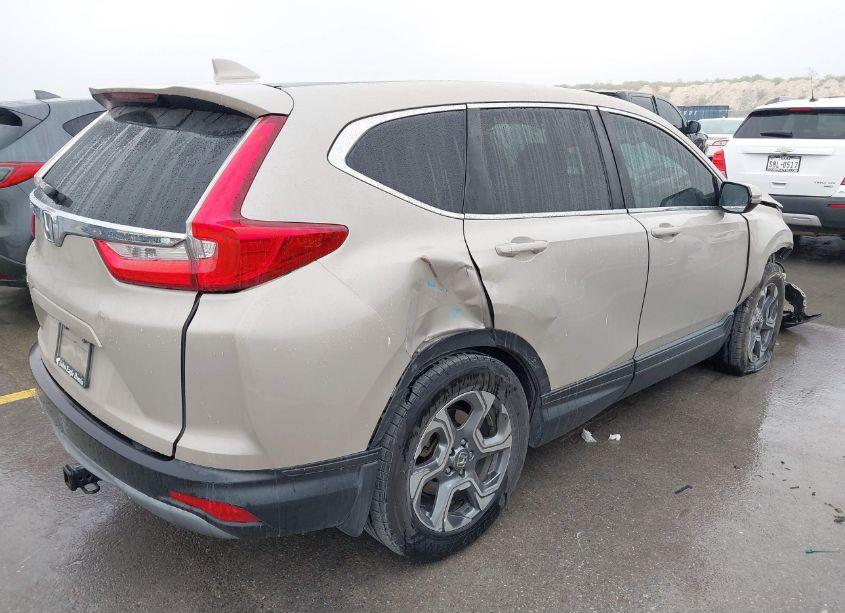 Photo 4 of 2018 Honda Cr-v EX-L/EX-L NAVI (VIN 5J6RW1H88JL001378)