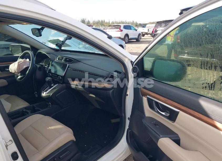 Photo 5 of 2018 Honda Cr-v TOURING (VIN 5J6RW1H92JL010764)