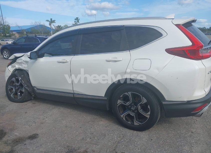 Photo 14 of 2018 Honda Cr-v TOURING (VIN 5J6RW1H99JL005979)