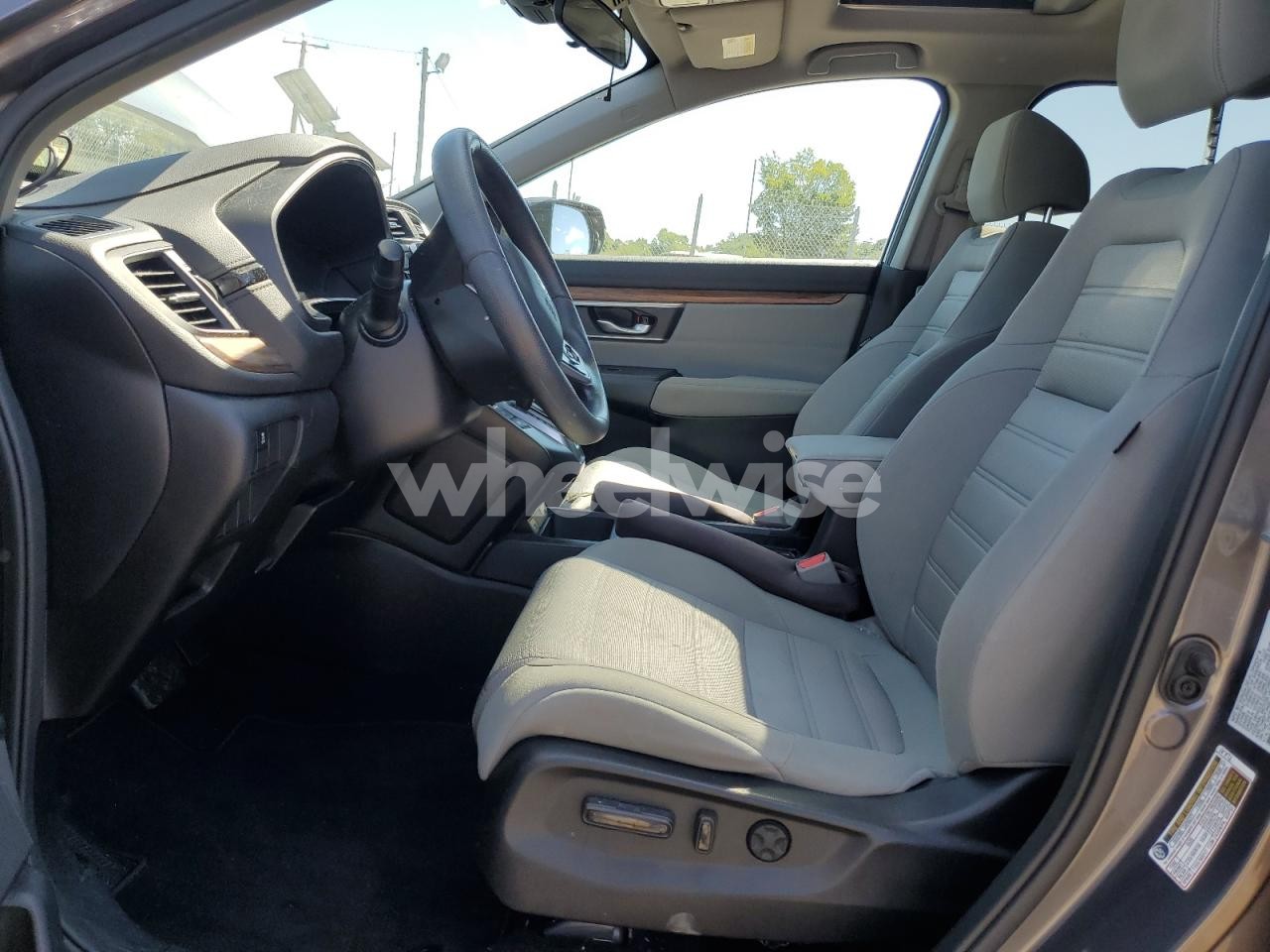 Photo 7 of 2021 HONDA CR-V EX (VIN 5J6RW2H51MA010113)