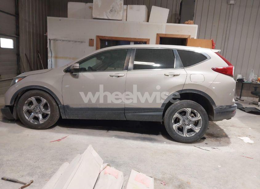 Photo 14 of 2018 Honda Cr-v EX (VIN 5J6RW2H53JL006936)