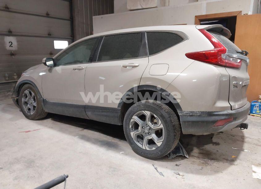 Photo 3 of 2018 Honda Cr-v EX (VIN 5J6RW2H53JL006936)