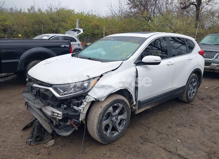 Photo 2 of 2019 Honda Cr-v EX (VIN 5J6RW2H53KA017304)